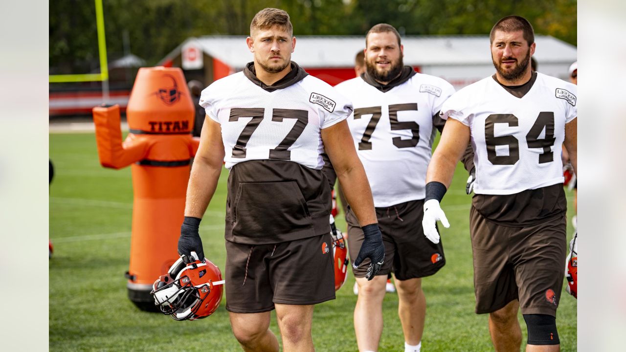 G Wyatt Teller agrees to 4-year extension with Cleveland Browns, NFL News,  Rankings and Statistics