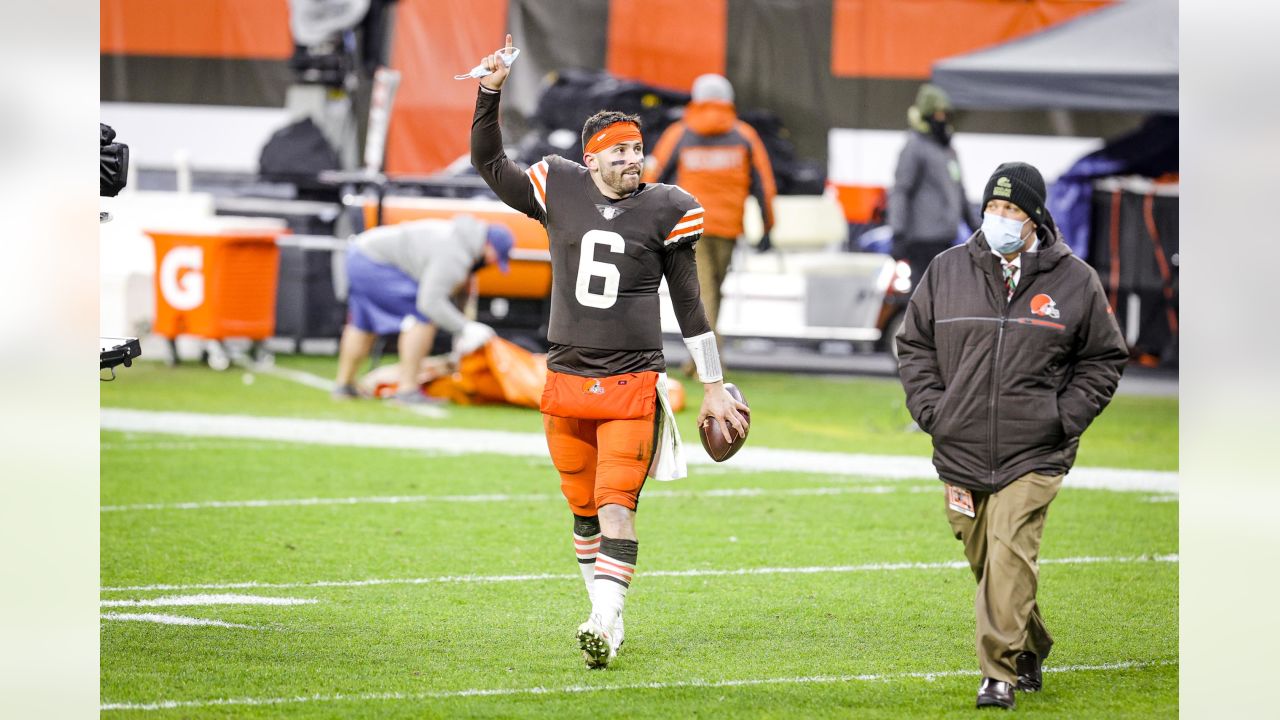 Browns coordinator Alex Van Pelt's play calling in playoffs remembered