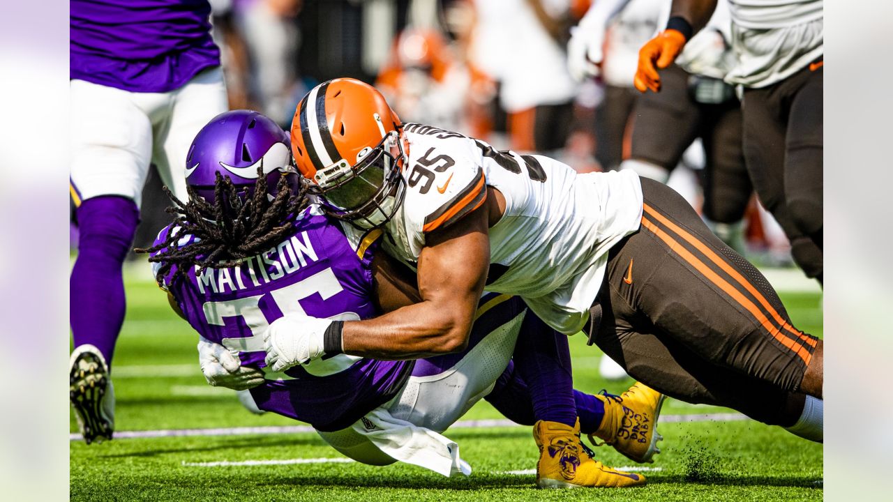 Cleveland Browns' Myles Garrett, Chase McLaughlin make history in win