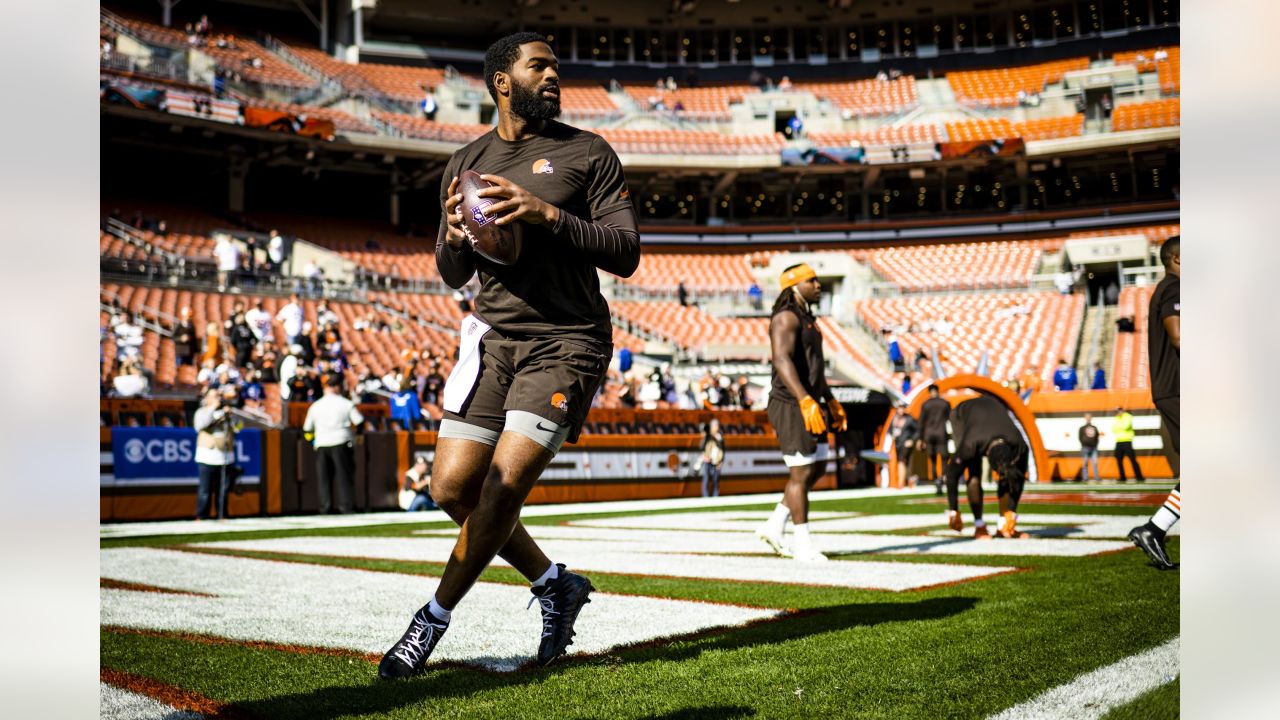 A domed stadium for Browns? A kicker in NFL Draft 2022? Risking the future?  Hey, Terry 