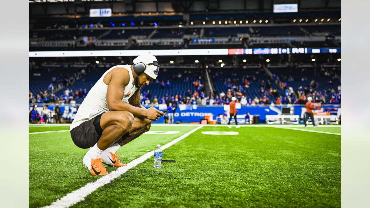 Bills, Browns fans celebrate before their game at Ford Field