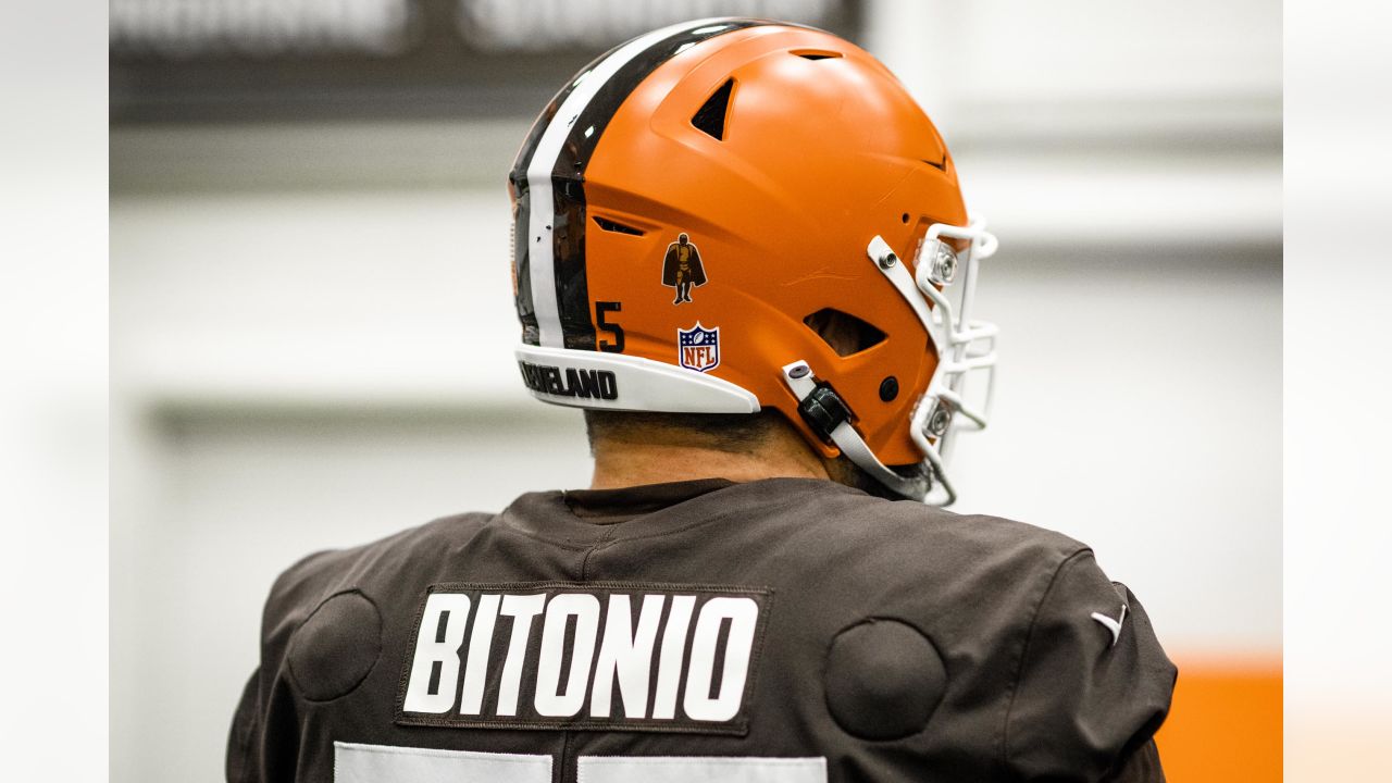 Ron Billmery  on X: REPORT: Sources share with @BallsackSports that the # Browns will be unveiling their alternate helmet this upcoming week that  they will be wearing this season. It will be