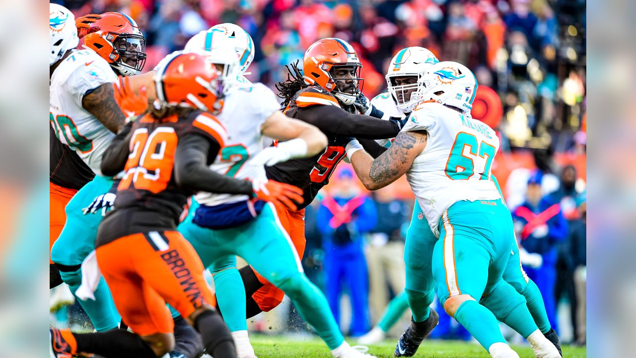 Photos: Week 12 - Browns vs. Dolphins Game Action