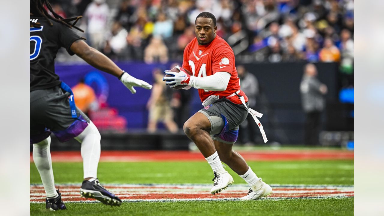 AFC running back Nick Chubb of the Cleveland Browns competes in the  Dodgeball Event at the 2022 Pro Bowl Skills Showdown, Wednesday, February  2, 2022, in Las Vegas. The event will be