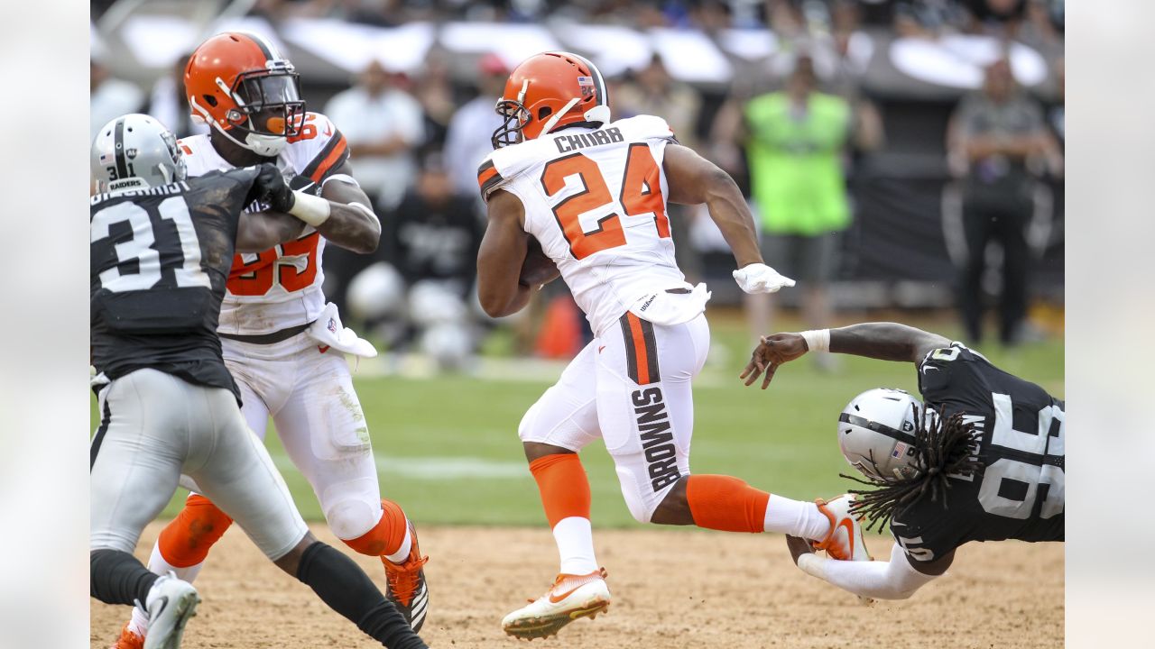 Nick Chubb, a 'pillar of the Browns organization,' rewarded with 3-year  extension