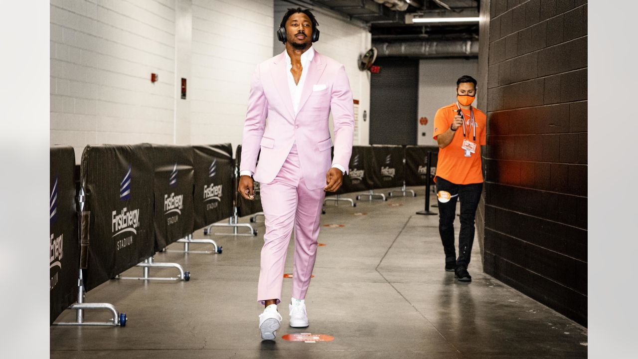 myles garrett suit