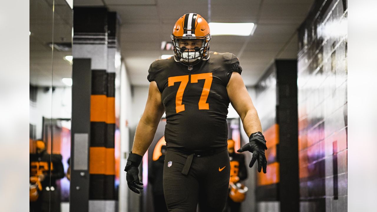 Photos: Week 5 - Chargers at Browns Pregame