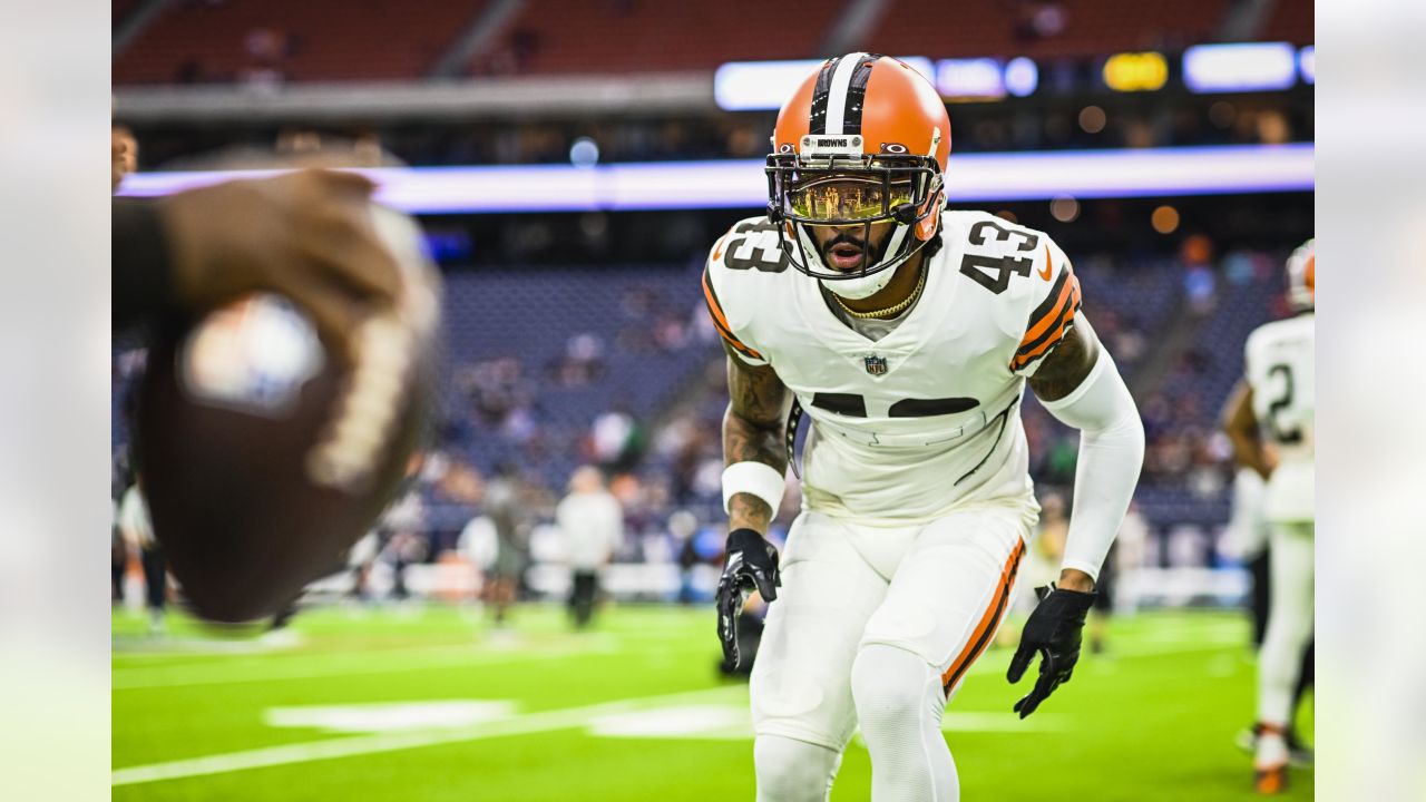 Donovan Peoples-Jones Cleveland Browns Game-Used Nike Black Gloves vs.  Houston Texans on December 4 2022