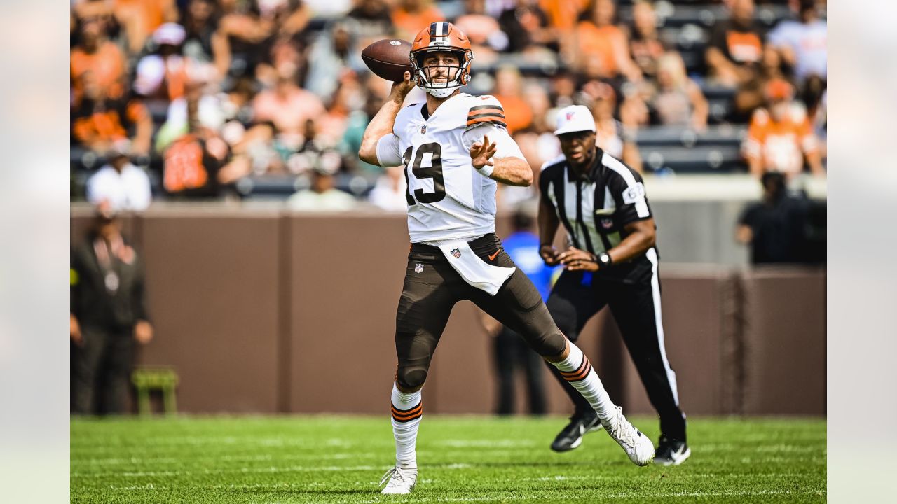 3 Big Takeaways: Joshua Dobbs builds another efficient preseason performance