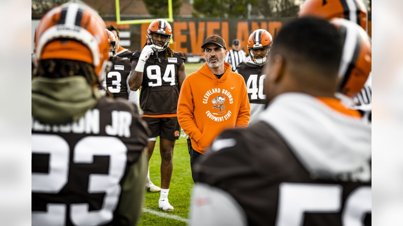 Next Man Up: Browns LB Reggie Ragland is a kid at heart with a passion for  fun