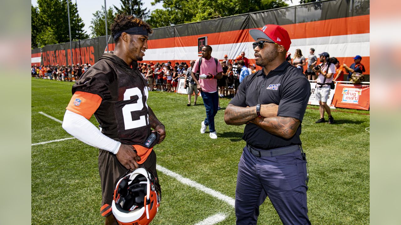 Fans flock to first open Cleveland Browns practice