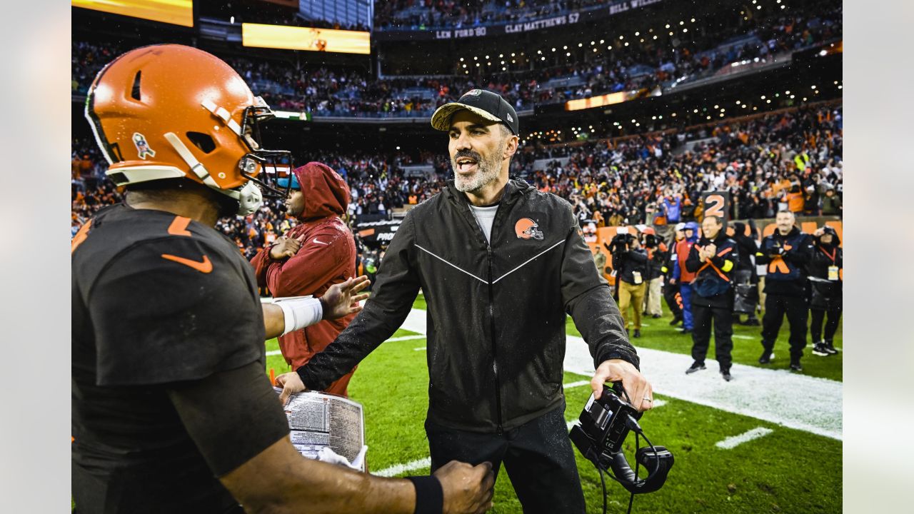 Jacoby Brissett goes out with a win, as his Browns shock Tom Brady,  Buccaneers - The Boston Globe