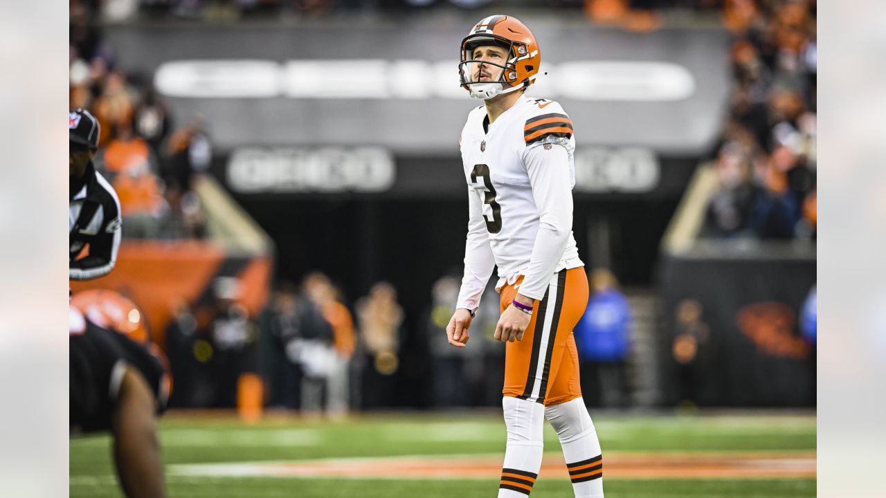 Browns QB Deshaun Watson is questionable to play against the Ravens amid  shoulder soreness Ohio & Great Lakes News - Bally Sports