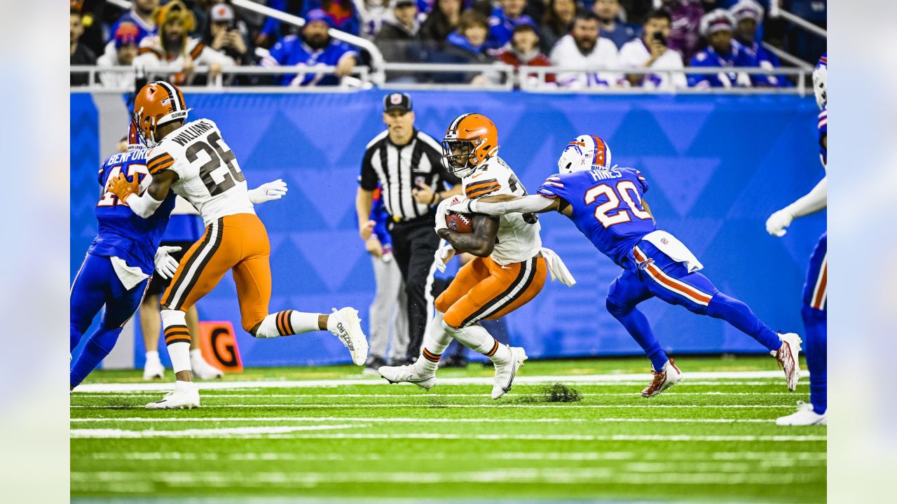 Bills bounce back from last week's loss with win over Cleveland