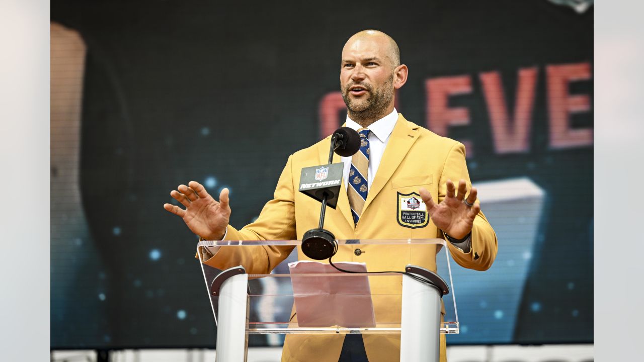 Photos: Joe Thomas - Hall of Fame Enshrinement