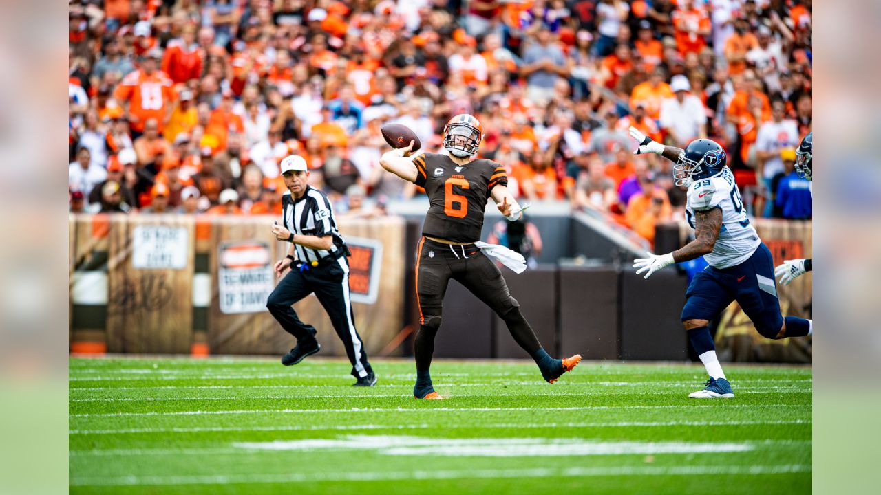 Costly penalties, turnovers plague Cleveland Browns, fall to Titans 43-13