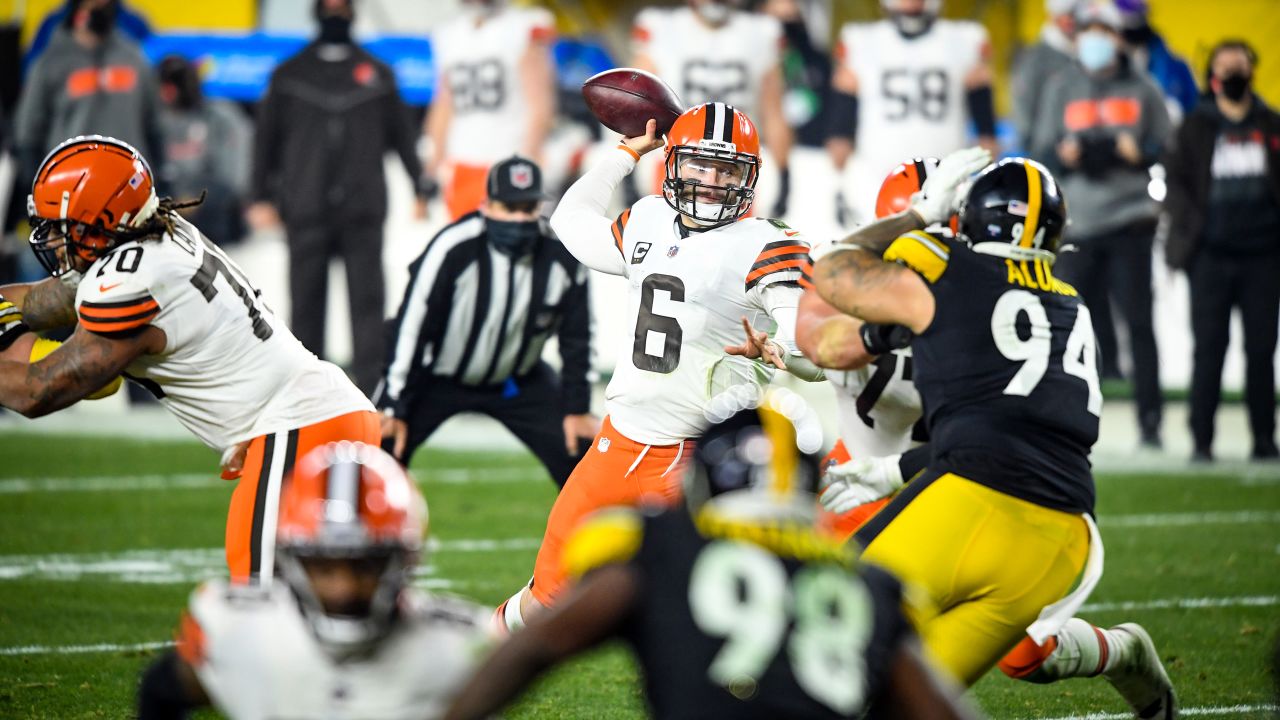 Browns Vs. Steelers: Ben Roethlisberger Grits Out Ankle Injury To Help  Pittsburgh Beat Cleveland, 14-3 - SB Nation Cleveland