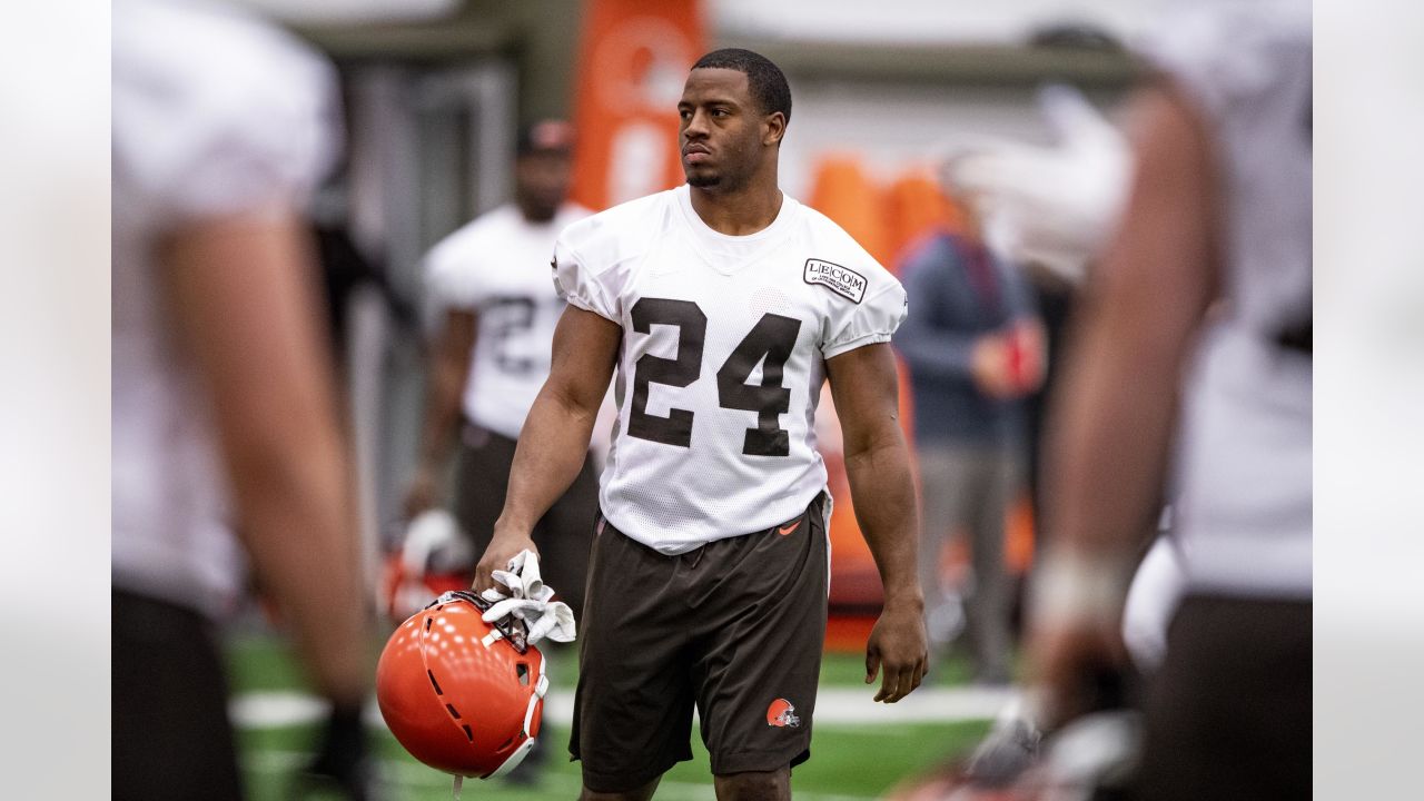 Nick Chubb, a 'pillar of the Browns organization,' rewarded with 3