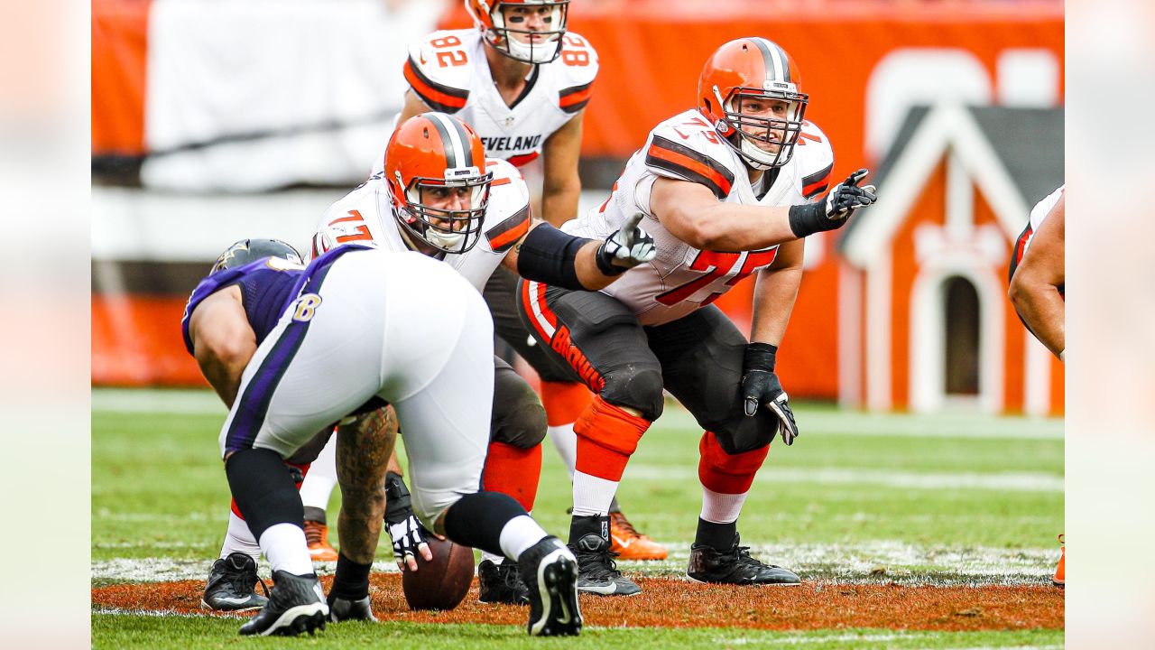 Notes: Guards Joel Bitonio, Wyatt Teller motivated to live up to