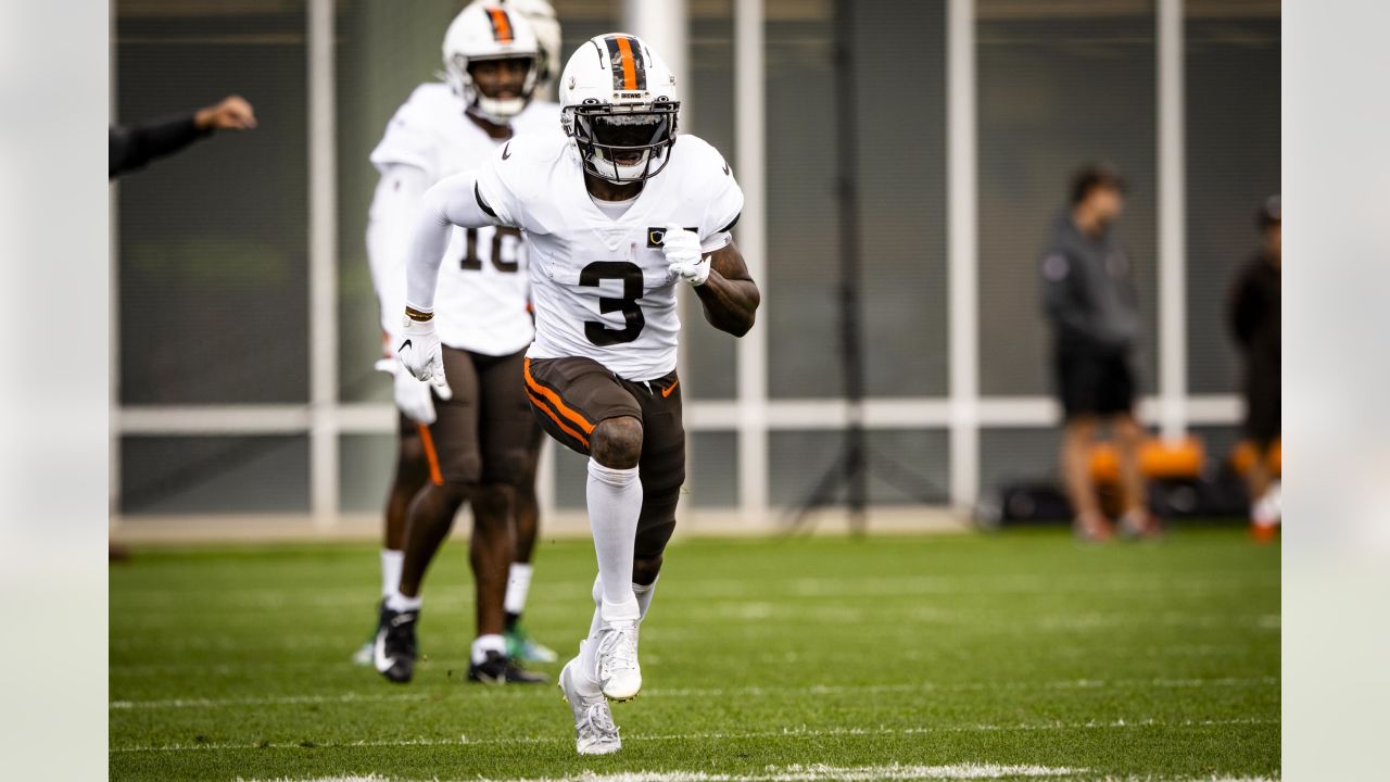 Pittsburgh Steelers wide receiver Rico Bussey (84) during an NFL football  practice, Monday, Aug. 9, 2021, in Pittsburgh. (AP Photo/Keith Srakocic  Stock Photo - Alamy