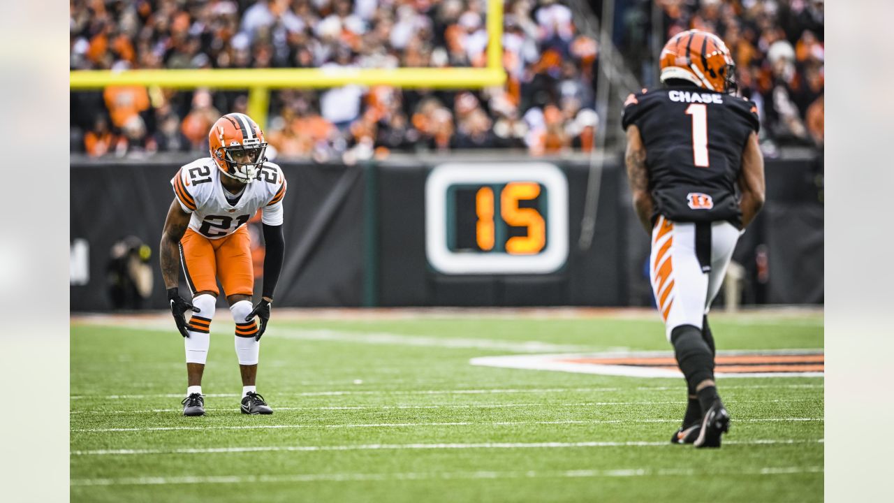 Photos: Week 14 - Browns at Bengals Game Action