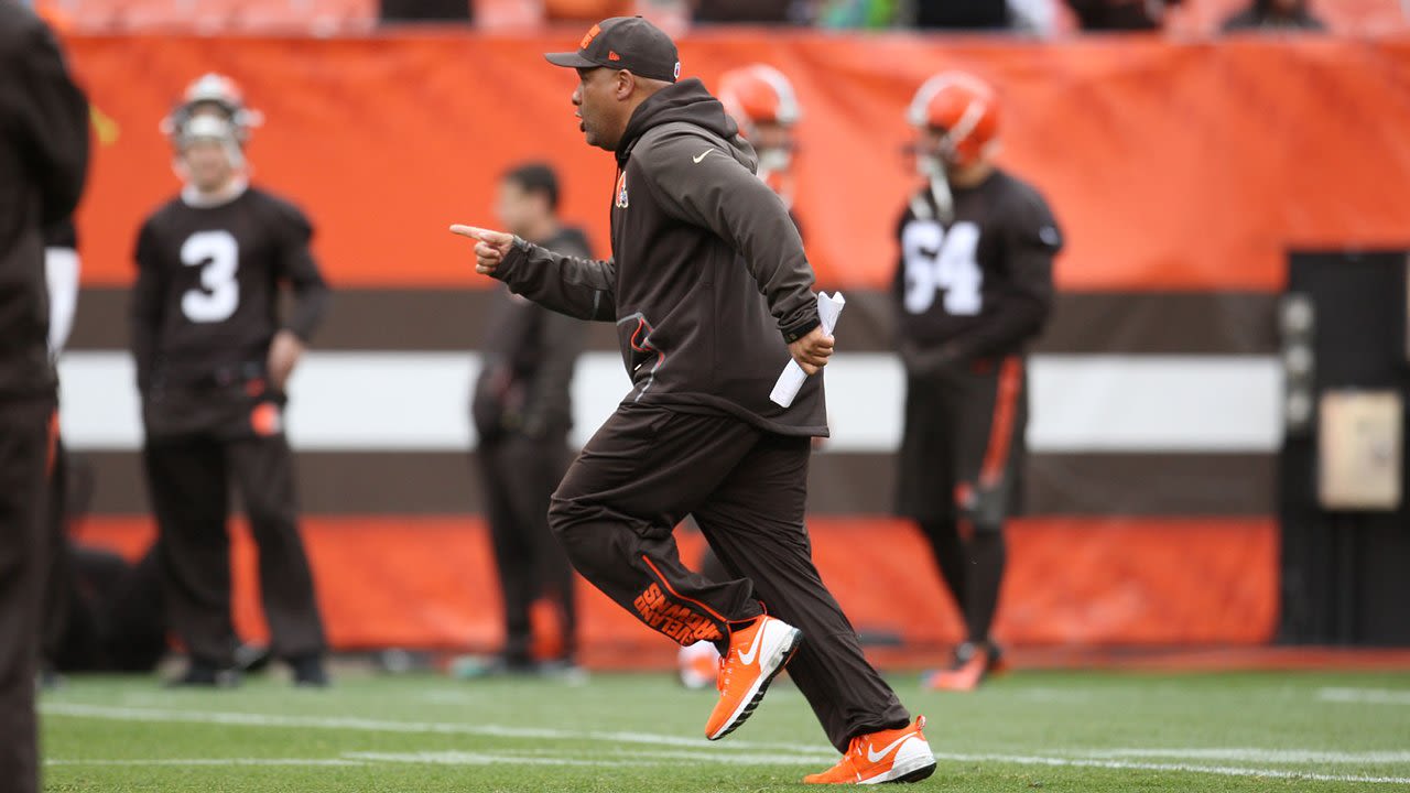 Browns add Al Saunders to offensive staff