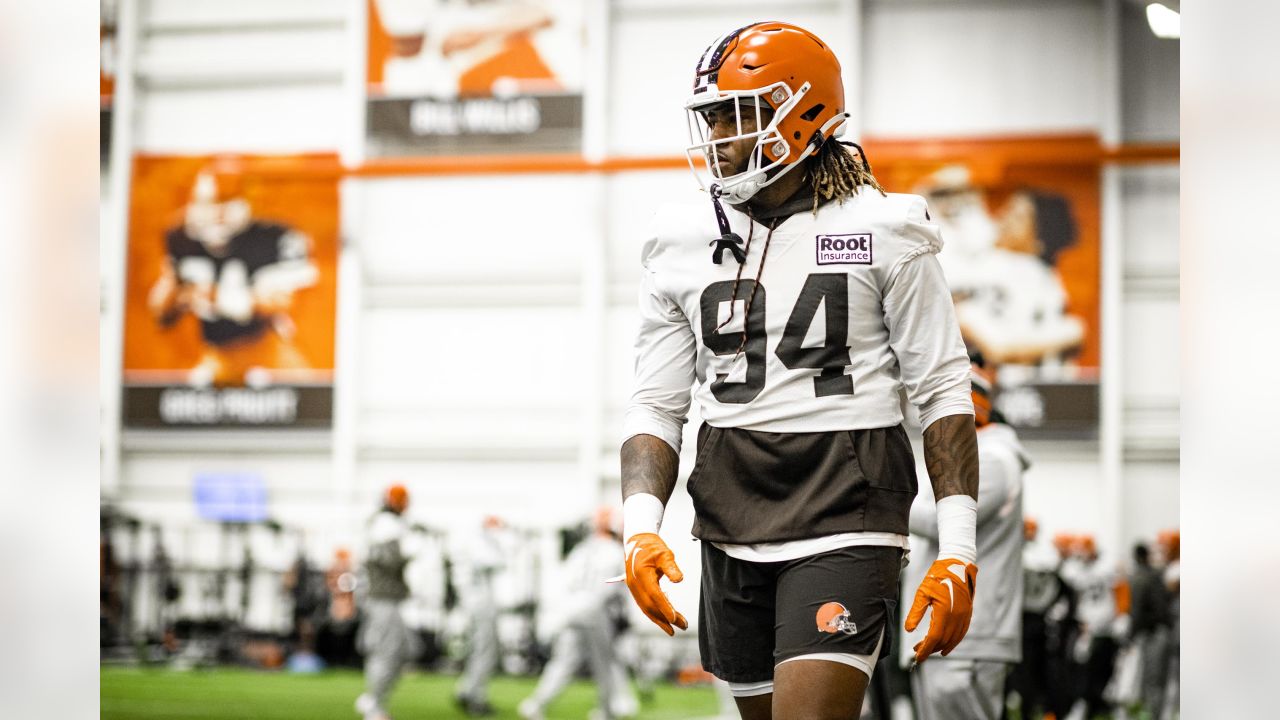 Browns 3rd-round WR David Bell placed on active/PUP list with foot injury,  should practice in a couple of weeks 