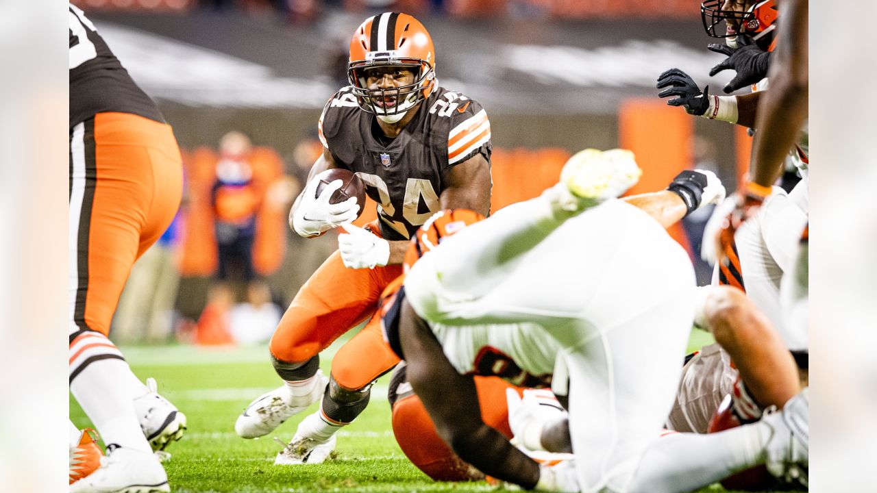 Browns' Nick Chubb among several star running backs to discuss devalued  position on Zoom call - ABC News