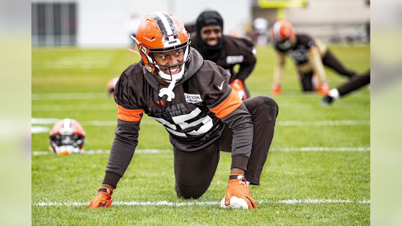 Nathan Zegura: Browns defense doing things not seen century