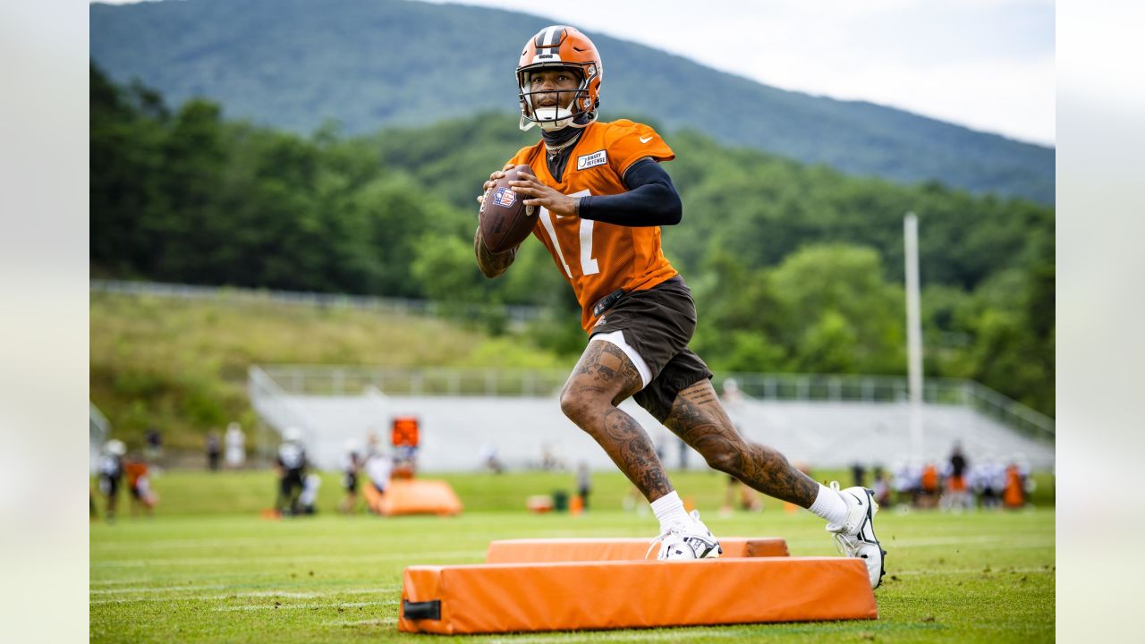 Browns' Anthony Walker progressing well from 2022 leg injury – News-Herald