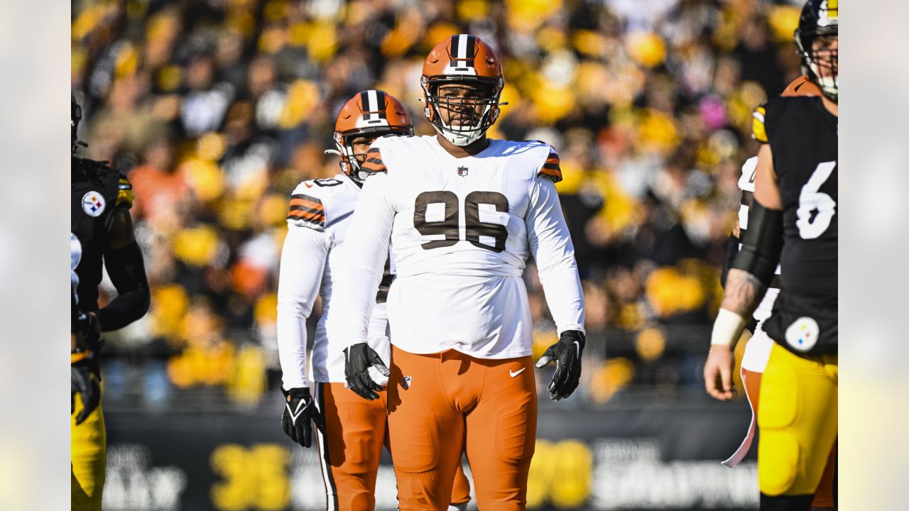 Cleveland Browns - #ProBowlVote Myles Garrett, Nick Chubb & Denzel Ward!  Vote Here 