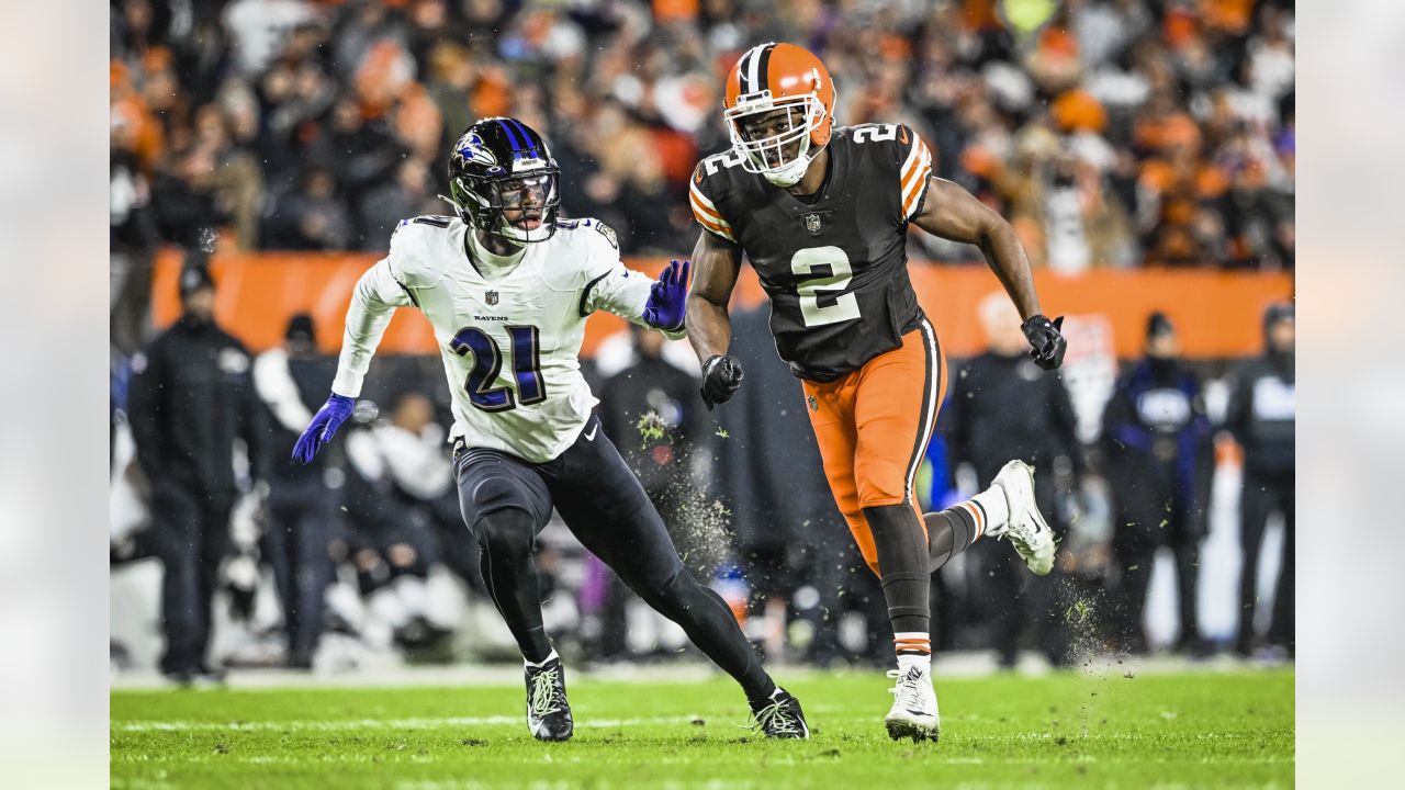 Browns grind out Week 15 win over Ravens