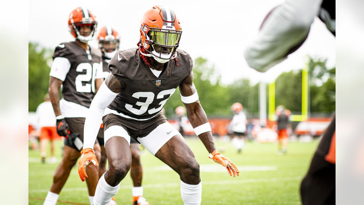 32 Teams in 32 Days: Cleveland Browns Training Camp Preview - Bleacher  Nation