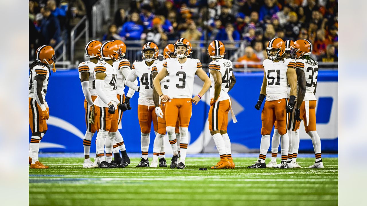 Photos: Week 11 - Browns at Bills Game Action