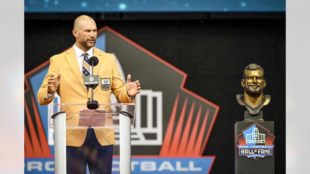 Photos: Joe Thomas - Hall of Fame Enshrinement