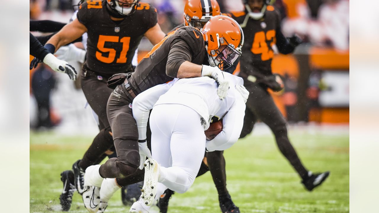 Browns eliminated from playoff contention with loss to Saints