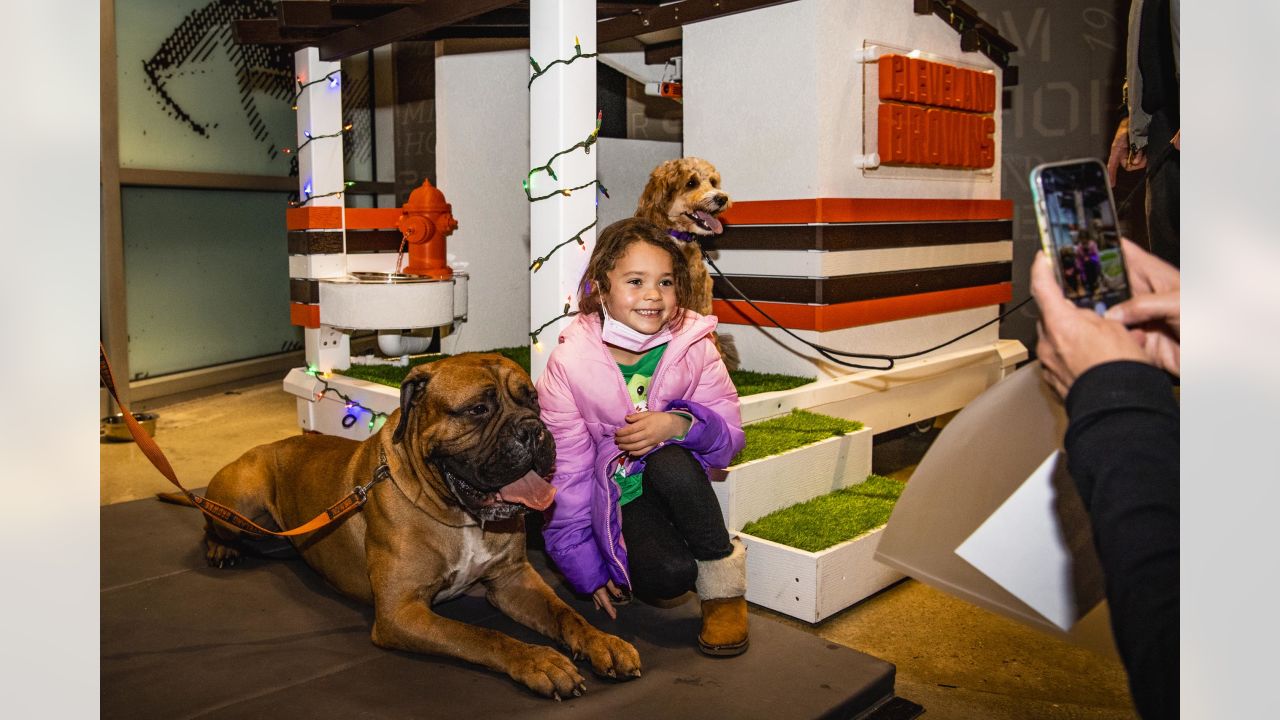 Browns host 'Howl-o-ween' for Barking Backers members at