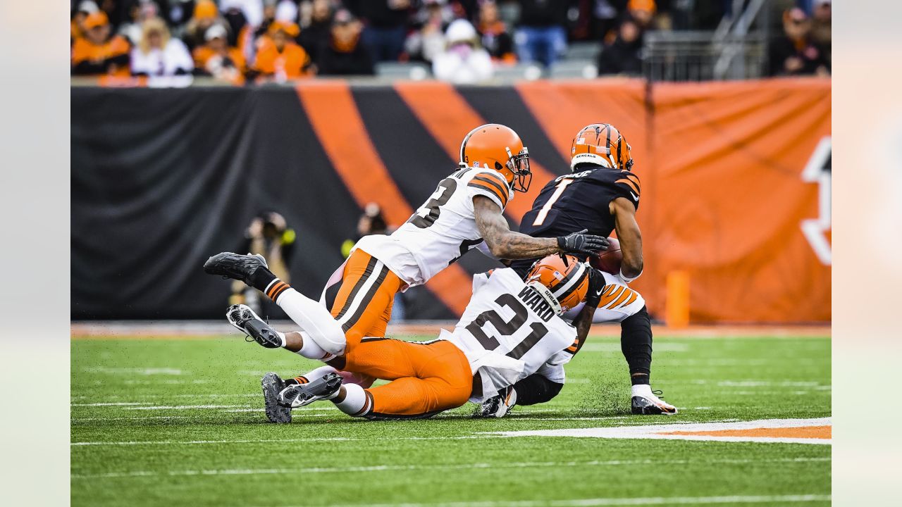 Browns' comeback efforts fall short in loss to Bengals