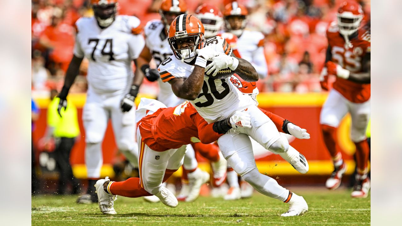 Browns plan to play most of starters in final preseason game against Chiefs