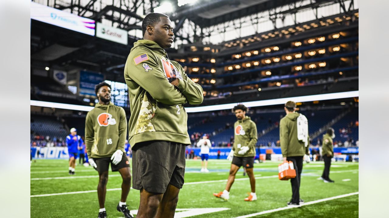 Photos: Week 11 - Browns at Bills Pregame