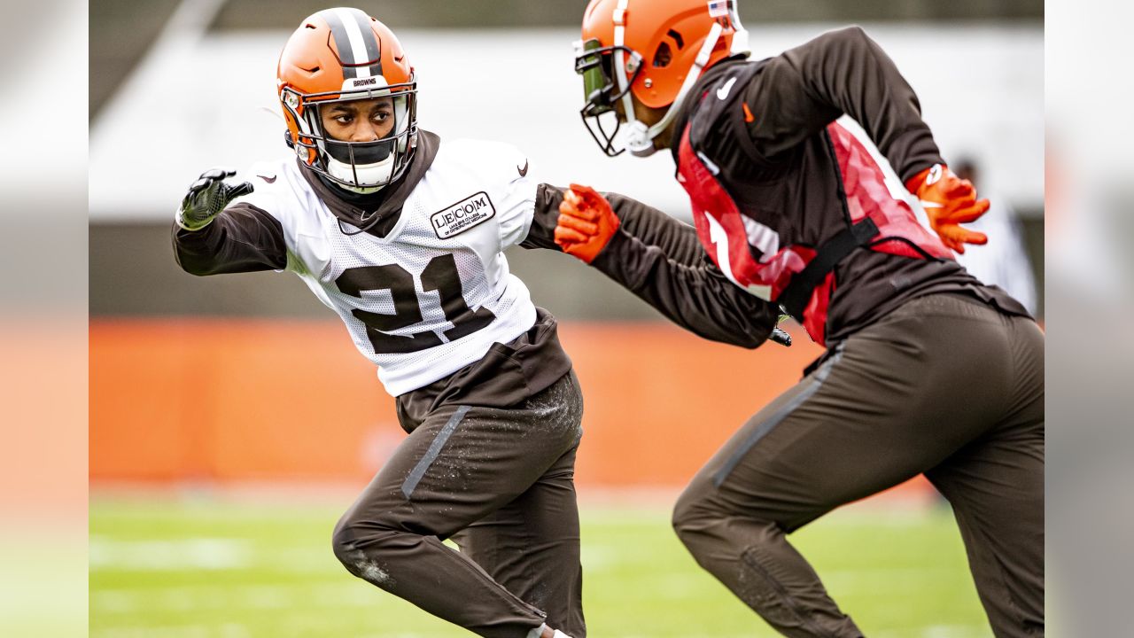 Lima: Cleveland Browns TE David Njoku could lose 'significant' playing time  after wicked hit