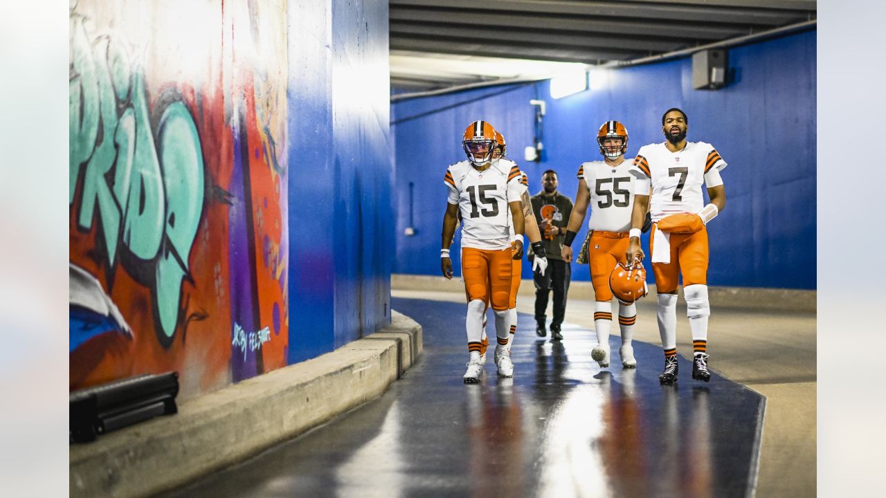 Photos: Week 11 - Browns at Bills Pregame