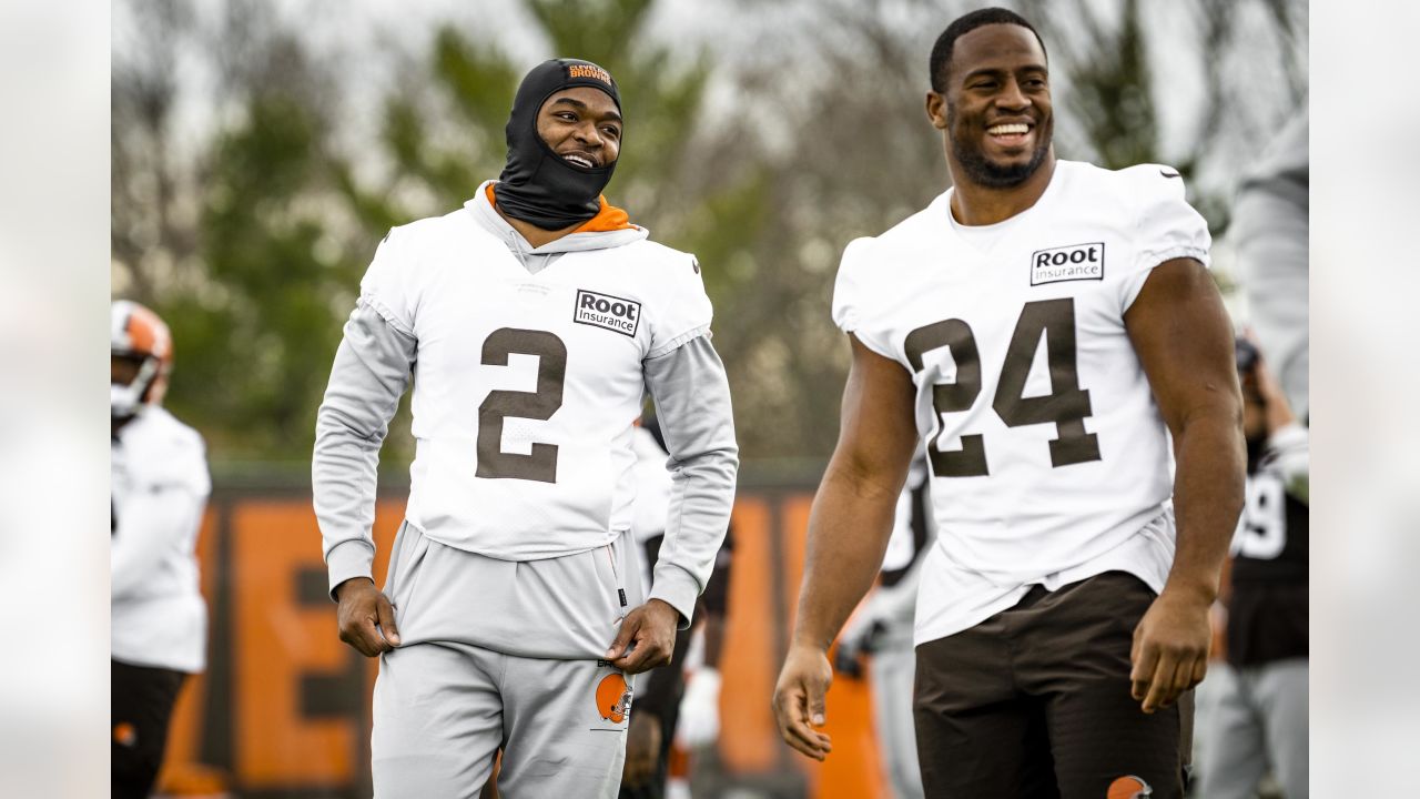 MoreForYouCleveland on X: Amari Cooper and Deshaun Watson are in Cleveland  for the start of the #Browns off-season program. 