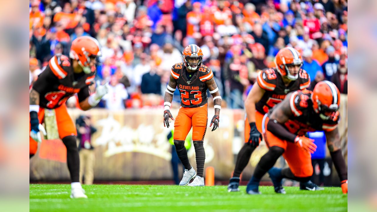 Cleveland Browns move closer to 2007 playoffs on snowy win over Buffalo: 10  wins in 10 days 