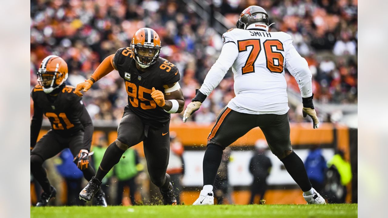 Is Joel Bitonio to best to wear No. 75? Ranking the best Browns to wear  each jersey number: 71-75 