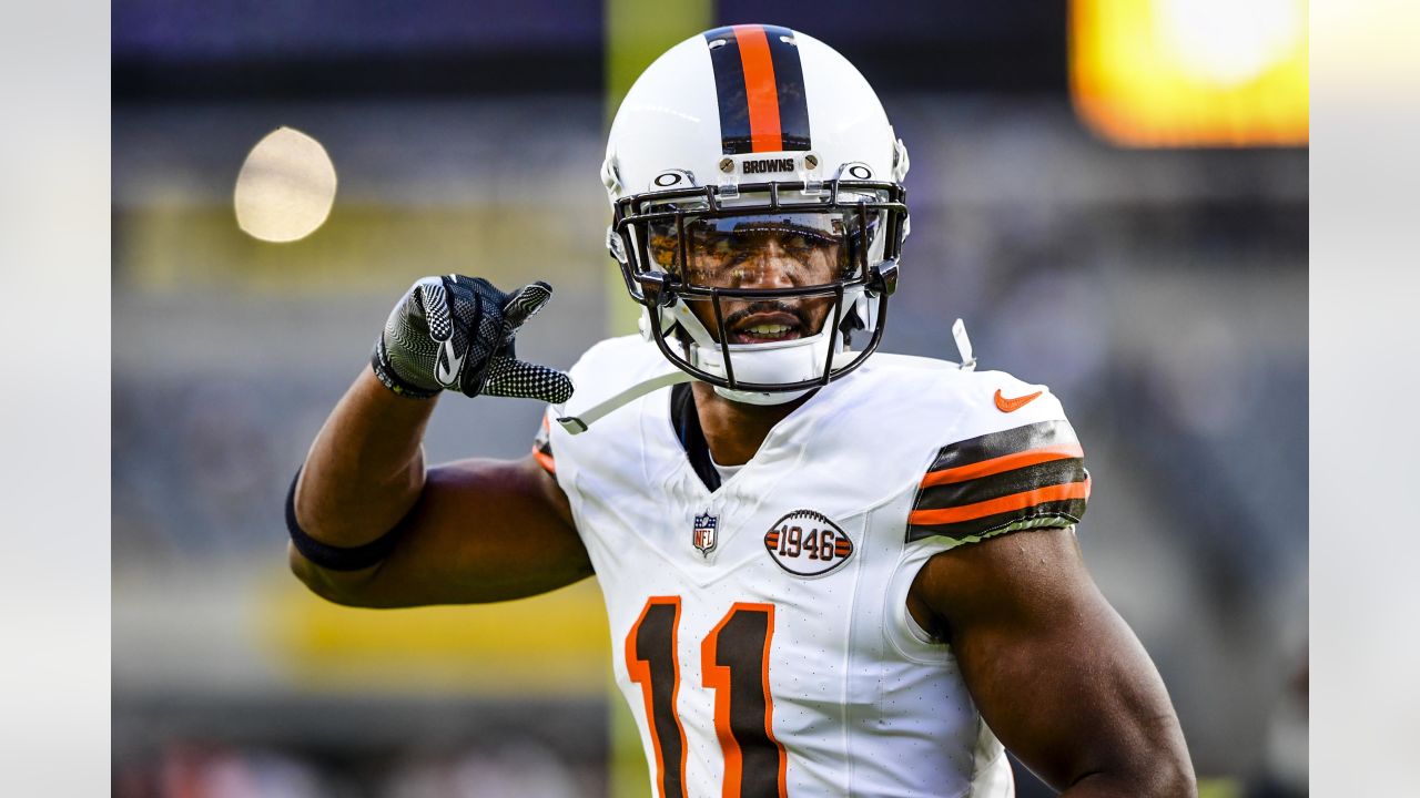 JAN 8th, 2023: Myles Garrett #95 during the Steelers vs Browns game in  Pittsburgh, PA. Jason Pohuski/CSM (Credit Image: © Jason Pohuski/CSM via  ZUMA Press Wire) (Cal Sport Media via AP Images