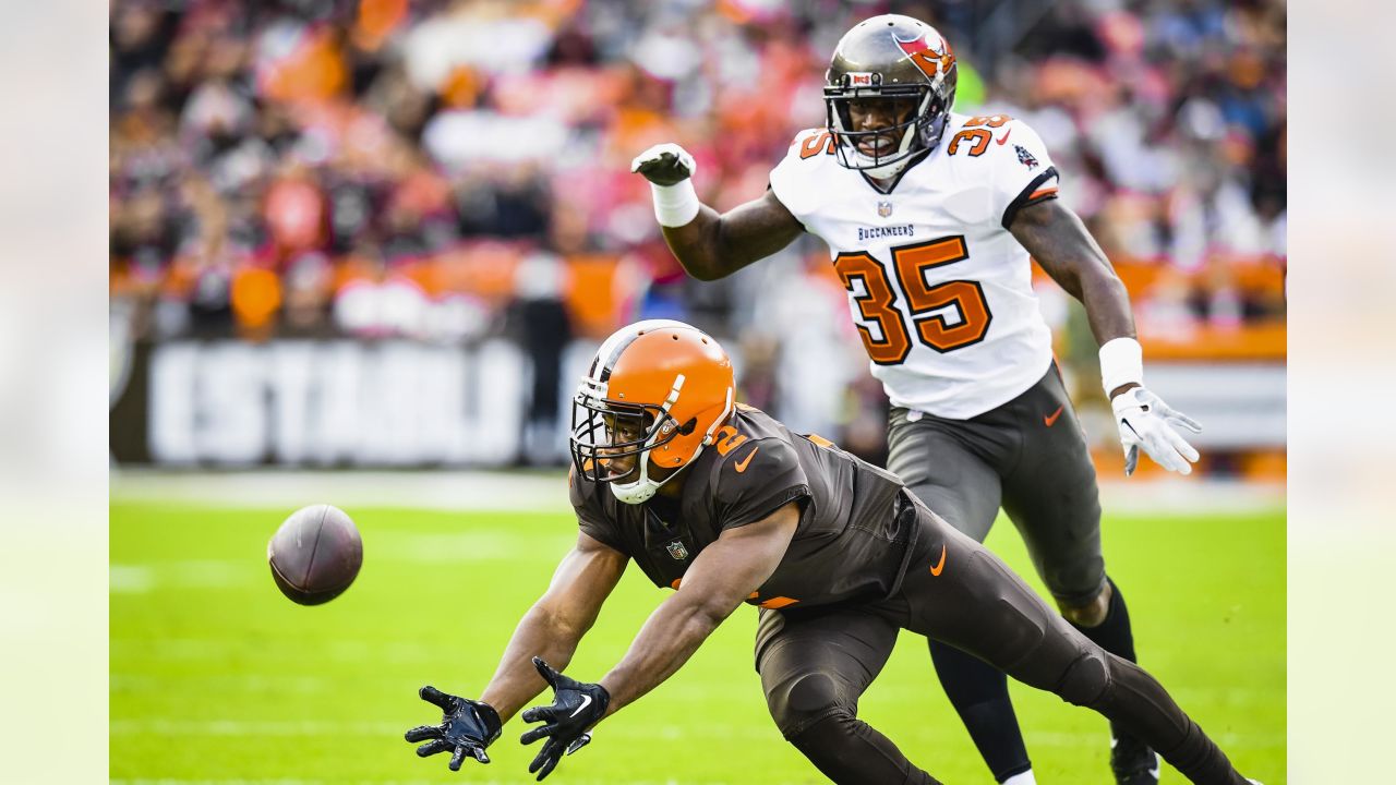 Cleveland Browns vs Tampa Bay Buccaneers