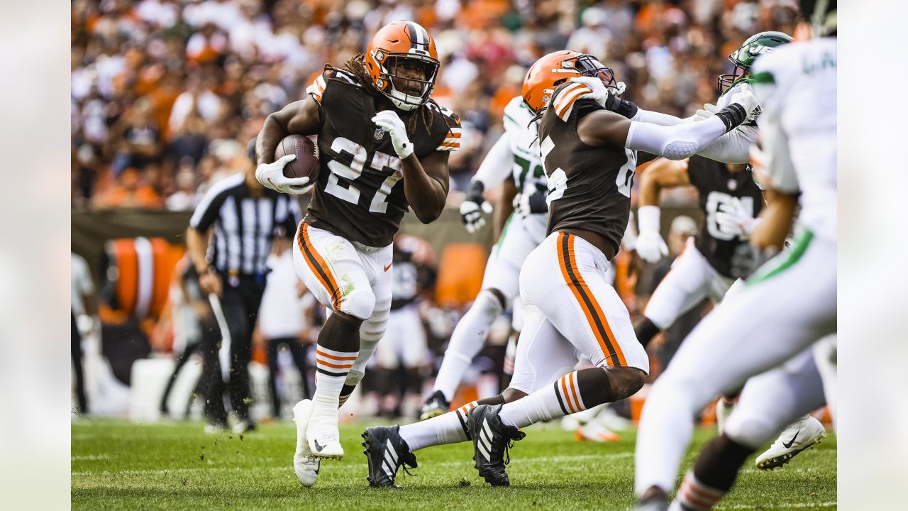 Browns vs. Jets Final Score: Short-handed, Cleveland loses 23-16, still  control fate - Dawgs By Nature