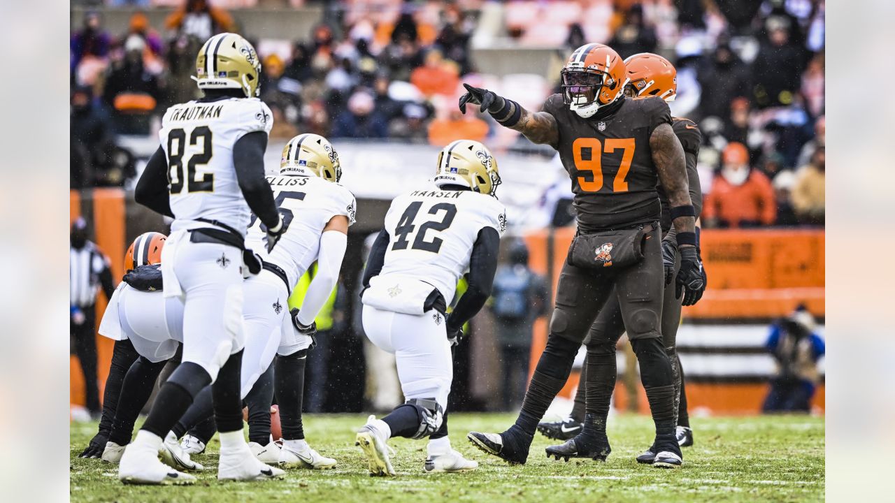 Browns vs. Saints is coldest home game in Cleveland since 1981