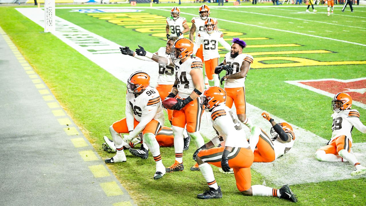 Kevin Stefanski picks Hall of Famers brains after Browns 12-6 season